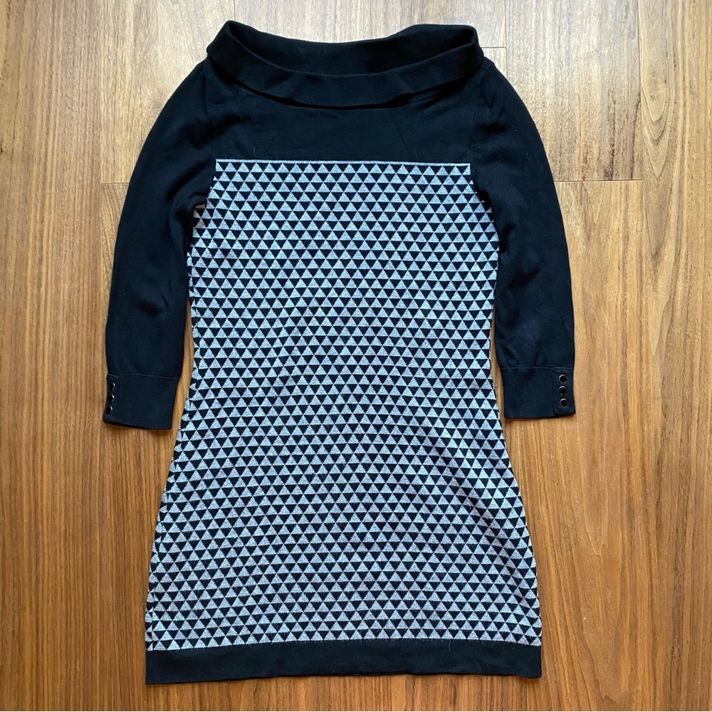 White + Black Market XS Knit Sweater Dress Black Gray Geometric Knee Length